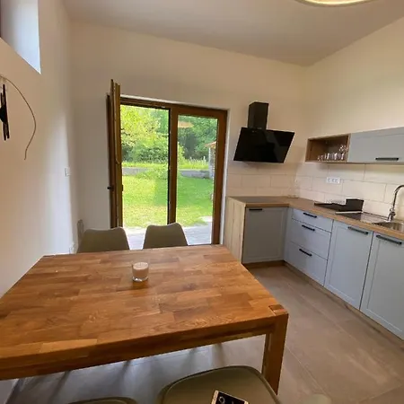 Nona Polda Apartamento