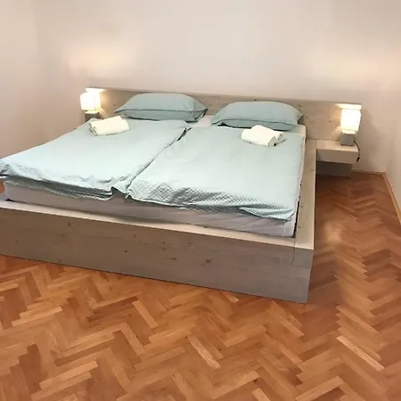 Апартаменты Nona Polda *