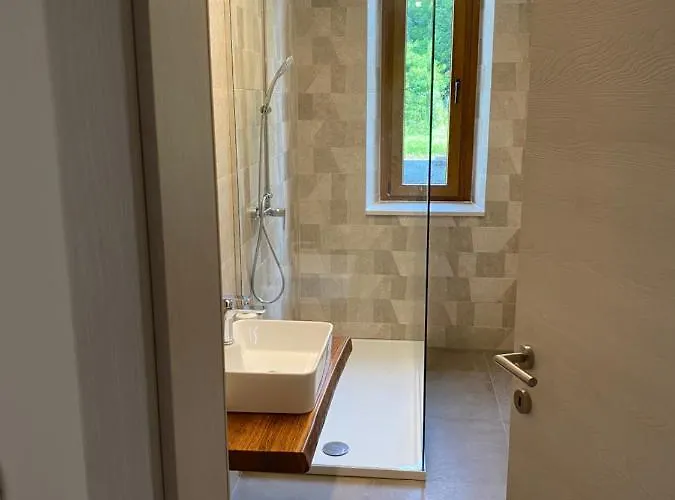 Appartement Nona Polda *